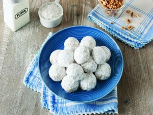 Cookies Made With Cake Flour With Sugar Coating