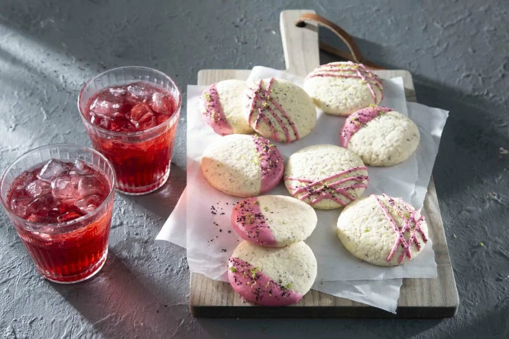 Lemon Jasmine Tea Cake with Hibiscus Meringue Frosting - Jam Lab