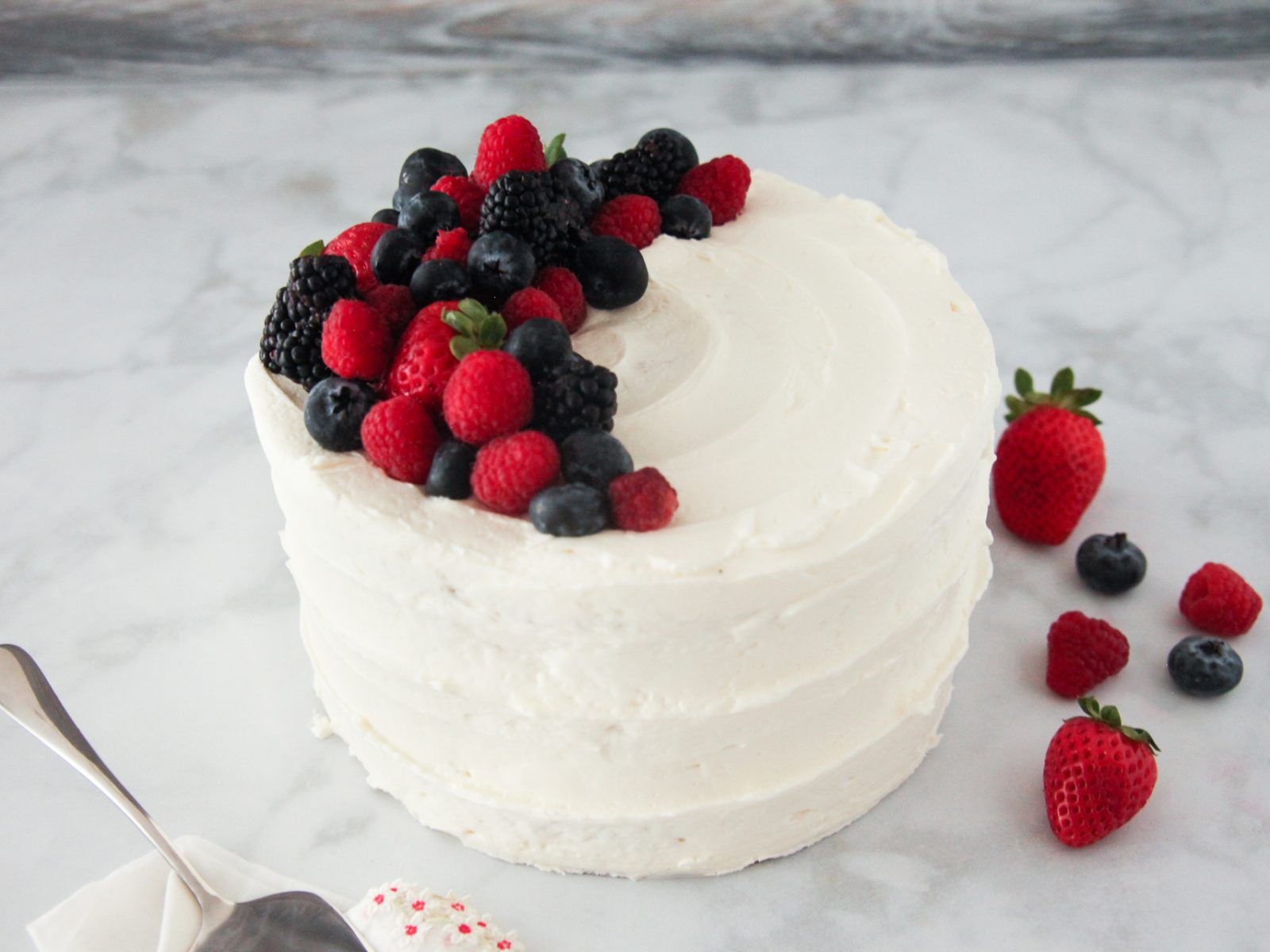 Chantilly Cake & Mascarpone Mousse Filling with Berries Recipe