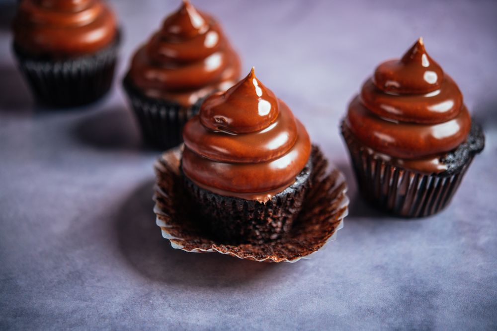 devil's food chocolate cupcakes